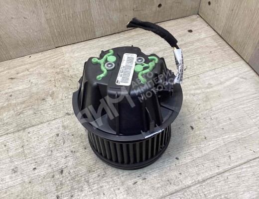 Моторчик печки Dacia Sandero I (B90) 2008-2012  Dacia Sandero Sandero I (B90) 2008-2012