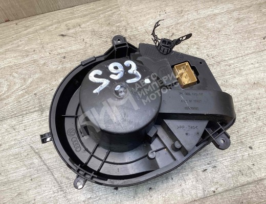 Моторчик печки Volkswagen Passat B5+ (3B) 2000-2005 рестайлинг  Volkswagen Passat Passat B5+ (3B) 2000-2005 рестайлинг