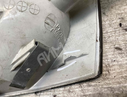 Поворотник правый Volkswagen Passat B5 (3B) 1996-2000  Volkswagen Passat Passat B5 (3B) 1996-2000