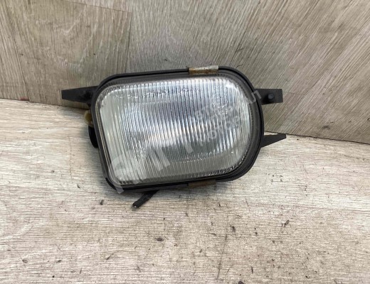 Фара противотуманная левая Mercedes C (W203) 2000-2004  Mercedes C C (W203) 2000-2004