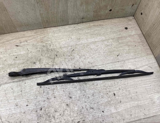 Щеткодержатель задний Volkswagen Passat B5 (3B) 1996-2000  Volkswagen Passat Passat B5 (3B) 1996-2000