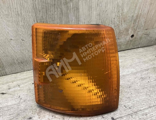 Поворотник правый Volkswagen Transporter T4 (7D) 1990-1997  Volkswagen Transporter Transporter T4 (7D) 1990-1997