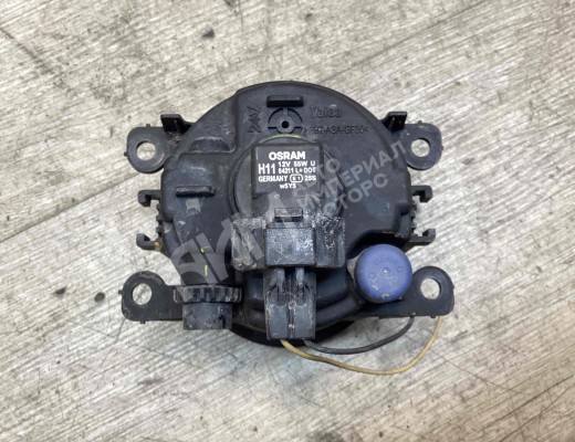 Фара противотуманная правая Renault Megane II 2006-2009 рестайлинг  Renault Megane Megane II 2006-2009 рестайлинг