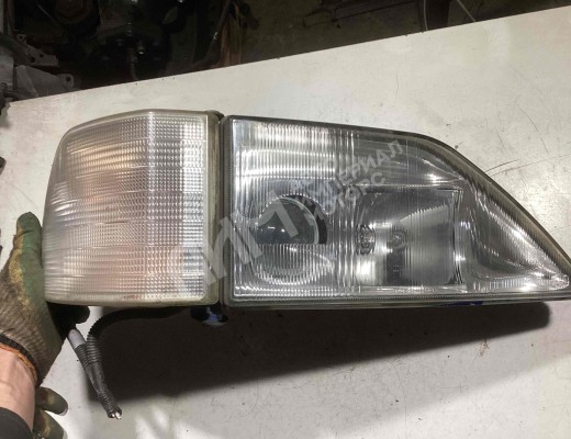 Фара правая Mercedes Citaro (O530) 1997-2007  Mercedes Citaro Citaro (O530) 1997-2007