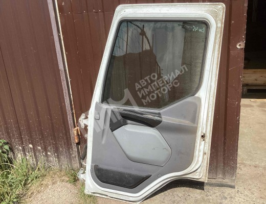 Дверь передняя правая Renault Midlum I 2000-2006  Renault Midlum Midlum I 2000-2006