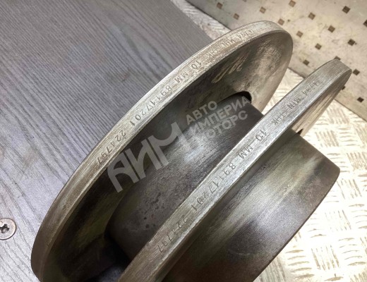 Диск тормозной задний Volkswagen Touran I (1T) 2003-2006  Volkswagen Touran Touran I (1T) 2003-2006