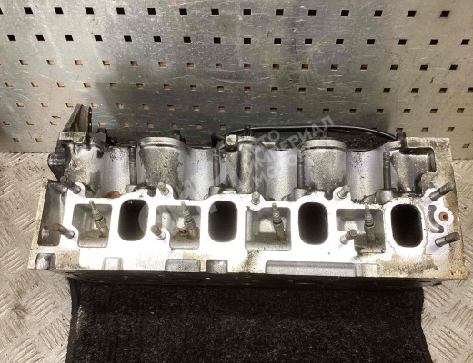 Головка блока цилиндров Opel Zafira B 2005-2008  Opel Zafira Zafira B 2005-2008