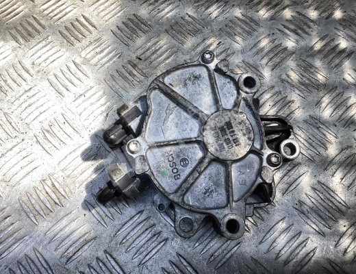 Насос вакуумный Peugeot 607 2004-2009 рестайлинг  Peugeot 607 607 2004-2009 рестайлинг