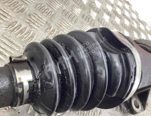 Полуось передняя правая (приводной вал, ШРУС) Renault Megane II 2002-2006  Renault Megane Megane II 2002-2006
