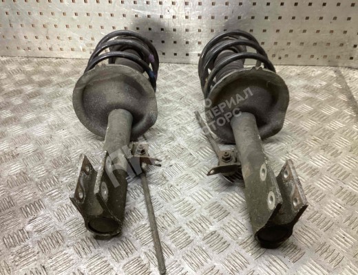 Стойка передняя левая Peugeot 307 (3A/3H) 2001-2005  Peugeot 307 307 (3A/3H) 2001-2005