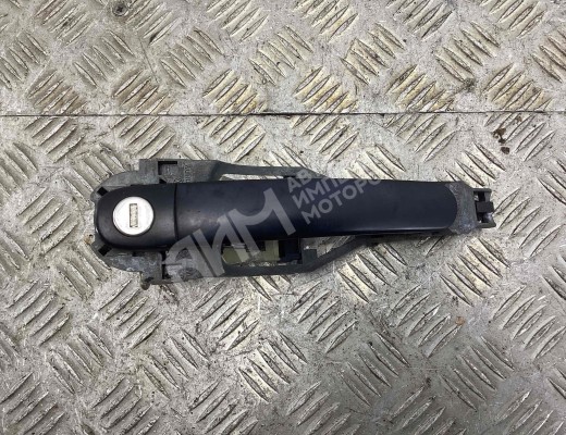 Ручка наружная передняя правая Volkswagen Golf IV (1J) 1997-2004  Volkswagen Golf Golf IV (1J) 1997-2004
