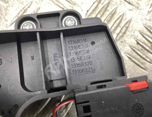 Кнопка открытия багажника Opel Meriva A 2002-2006  Opel Meriva Meriva A 2002-2006