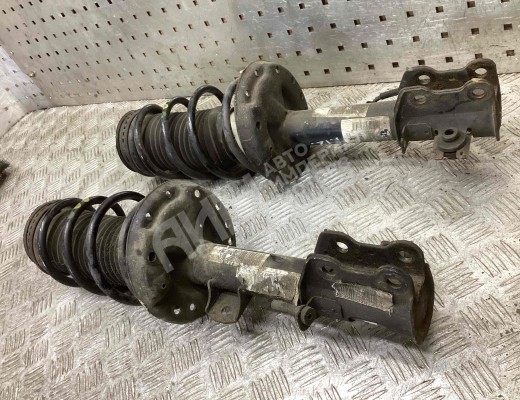 Стойка передняя правая Fiat Punto III (199) 2005-2012  Fiat Punto Punto III (199) 2005-2012