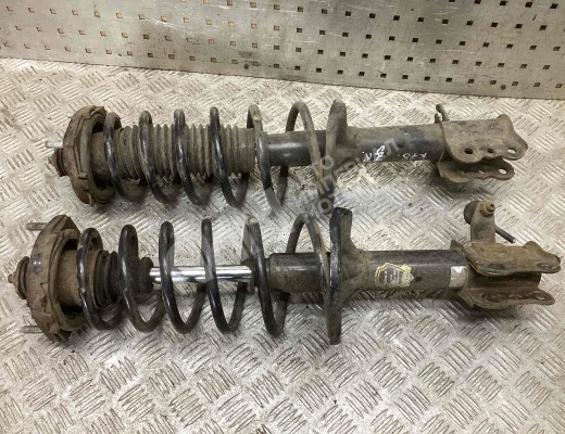 Стойка задняя Mazda Premacy I (CP) 1999-2005  Mazda Premacy Premacy I (CP) 1999-2005