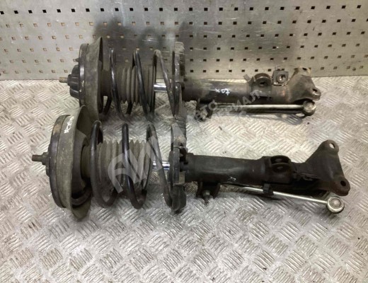 Стойка передняя правая Mercedes C (W203) 2000-2004  Mercedes C C (W203) 2000-2004