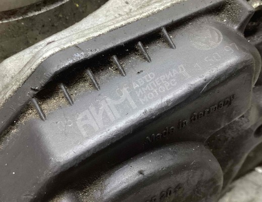 Заслонка дроссельная Volkswagen Golf IV (1J) 1997-2004  Volkswagen Golf Golf IV (1J) 1997-2004