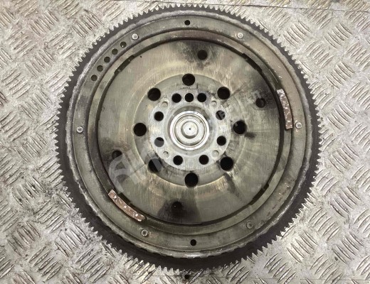Маховик Mercedes C (W203) 2000-2004  Mercedes C C (W203) 2000-2004