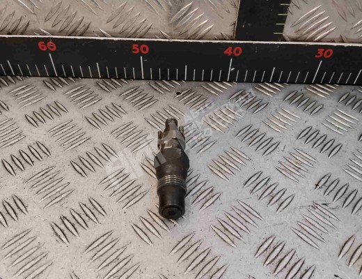 Форсунка Volkswagen Golf III (1H) 1991-1997  Volkswagen Golf Golf III (1H) 1991-1997