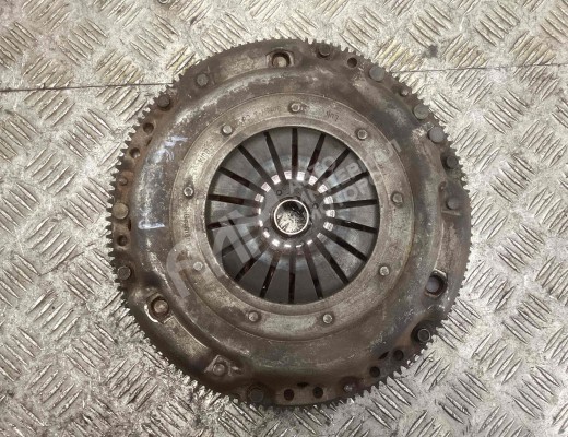 Комплект сцепления Volkswagen Golf III (1H) 1991-1997  Volkswagen Golf Golf III (1H) 1991-1997