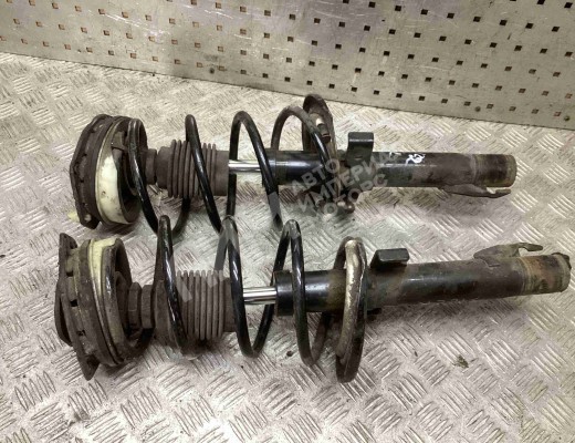 Стойка передняя левая Renault Megane II 2002-2006  Renault Megane Megane II 2002-2006