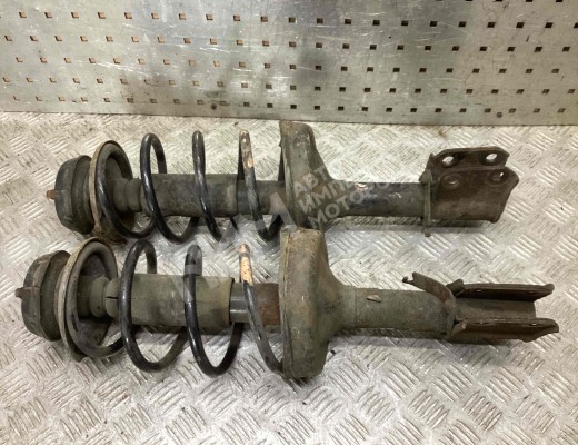 Стойка передняя правая Renault Kangoo I 2003-2007 рестайлинг  Renault Kangoo Kangoo I 2003-2007 рестайлинг