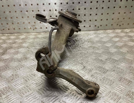 Кулак поворотный правый Audi A6 C5 (4B) 2001-2004 рестайлинг  Audi A6 A6 C5 (4B) 2001-2004 рестайлинг