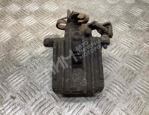 Суппорт задний правый Volkswagen Passat B5 (3B) 1996-2000  Volkswagen Passat Passat B5 (3B) 1996-2000