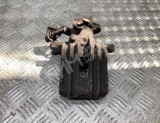 Суппорт задний левый Volkswagen Passat B5 (3B) 1996-2000  Volkswagen Passat Passat B5 (3B) 1996-2000