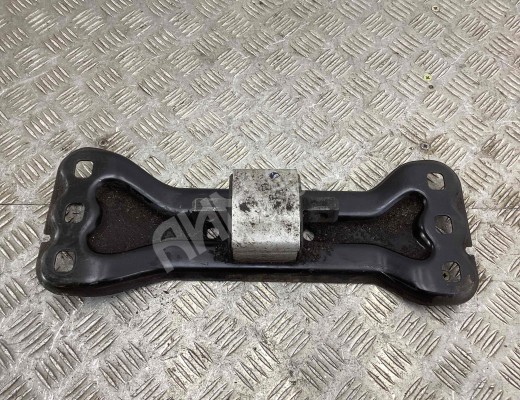 Подушка крепления КПП Mercedes C (W203) 2000-2004  Mercedes C C (W203) 2000-2004