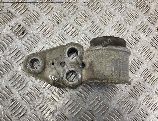 Кронштейн крепления балки подвески Volkswagen Passat B5+ (3B) 2000-2005 рестайлинг  Volkswagen Passat Passat B5+ (3B) 2000-2005 рестайлинг