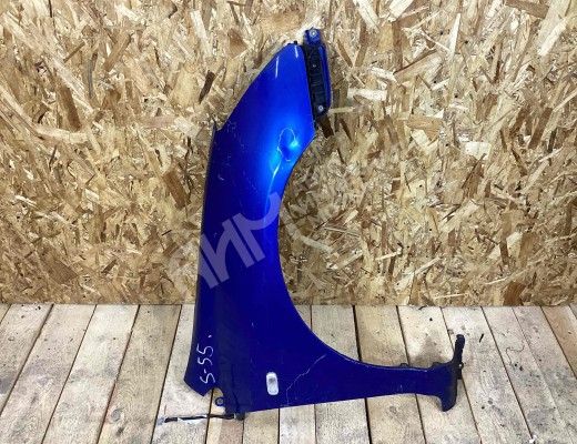 Крыло переднее правое  Honda Civic VII 2000-2003
