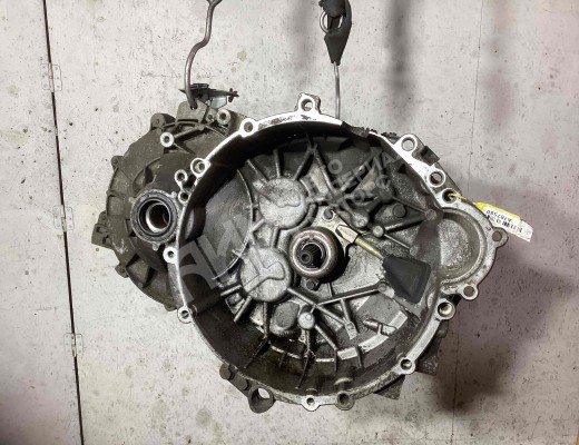 КПП механическая (МКПП) 5-ступенчатая Volvo V70 II (SW) 2000-2008  Volvo V70 V70 II (SW) 2000-2008