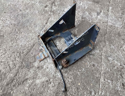 Крепление запаски MAN L2000 1994-2002  MAN L2000 L2000 1994-2002