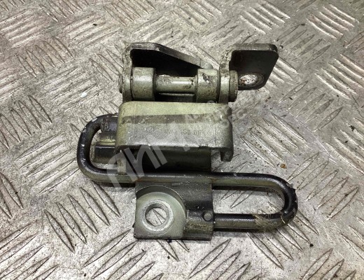 Петля двери передней правой Volkswagen Golf V (1K) 2004-2009  Volkswagen Golf Golf V (1K) 2004-2009