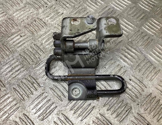 Петля двери передней правой Volkswagen Golf V (1K) 2004-2009  Volkswagen Golf Golf V (1K) 2004-2009