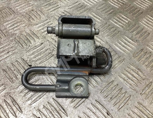 Петля двери передней левой Volkswagen Caddy III (2K) 2004-2010  Volkswagen Caddy Caddy III (2K) 2004-2010