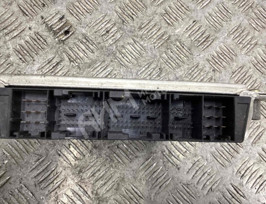 Блок управления двигателем Mercedes C (W203) 2000-2004  Mercedes C C (W203) 2000-2004