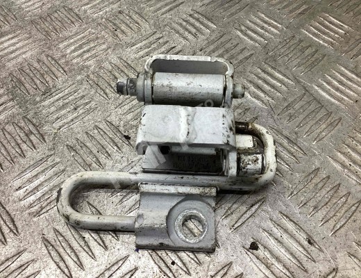 Петля двери передней левой Volkswagen Caddy III (2K) 2004-2010  Volkswagen Caddy Caddy III (2K) 2004-2010