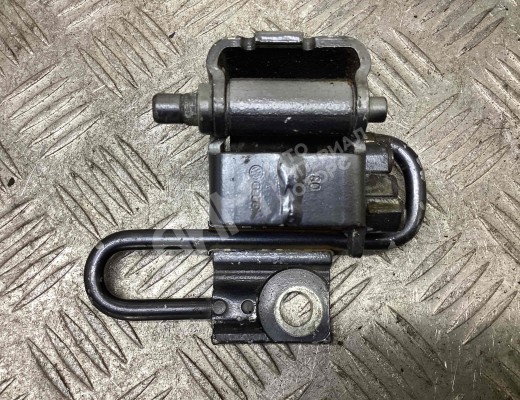 Петля двери передней левой Audi A4 B7 (8EC, 8ED) 2004-2008  Audi A4 A4 B7 (8EC, 8ED) 2004-2008