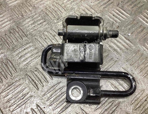 Петля двери передней правой  Audi A6 C6 (4F) 2004-2011