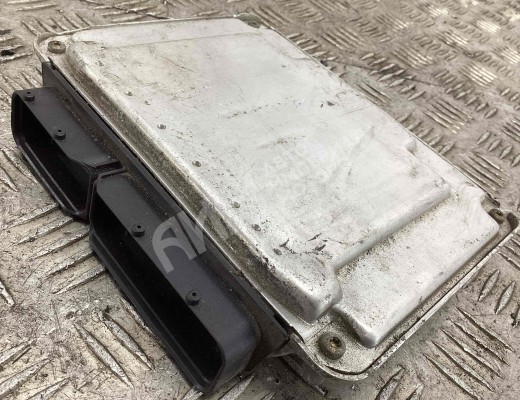 Блок управления двигателем Volkswagen Golf IV (1J) 1997-2004  Volkswagen Golf Golf IV (1J) 1997-2004