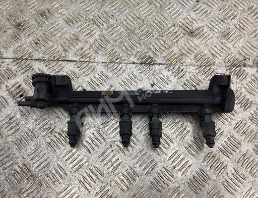 Форсунка Volkswagen Golf IV (1J) 1997-2004  Volkswagen Golf Golf IV (1J) 1997-2004