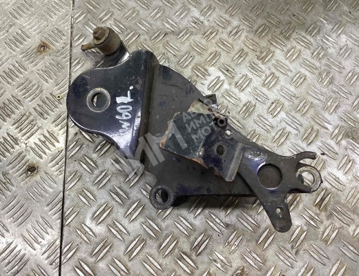 Кронштейн крепления торсиона кабины MAN TGS I 2007-2020  MAN TGS TGS I 2007-2020