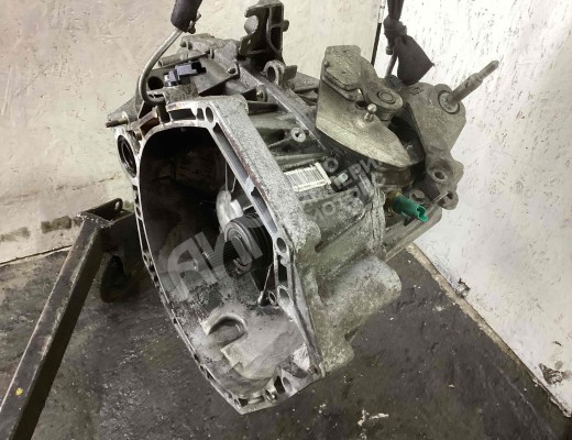 КПП механическая (МКПП) 6-ступенчатая Renault Scenic II (JM) 2003-2006  Renault Scenic Scenic II (JM) 2003-2006