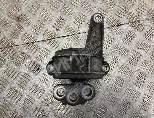 Подушка крепления двигателя Opel Astra H 2004-2007  Opel Astra Astra H 2004-2007