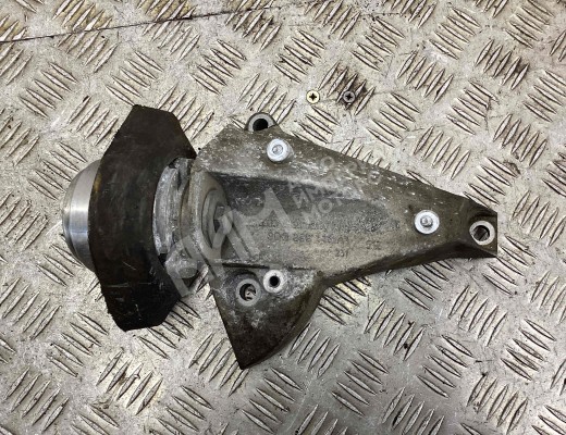 Кронштейн КПП Audi A6 C5 (4B) 2001-2004 рестайлинг  Audi A6 A6 C5 (4B) 2001-2004 рестайлинг