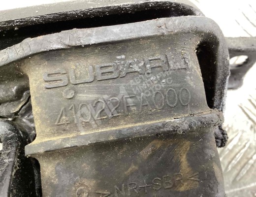 Подушка крепления двигателя Subaru II (B11) 1994-1999  Subaru Legacy II (B11) 1994-1999