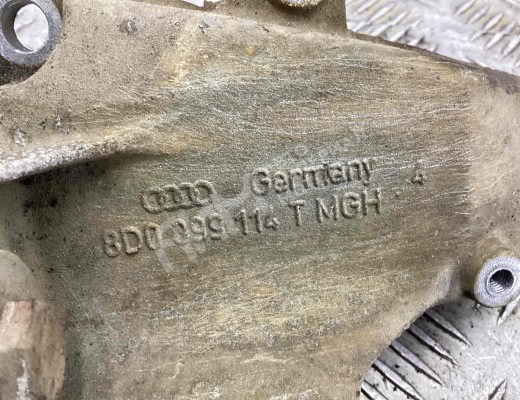 Кронштейн КПП Audi A6 C5 (4B) 1997-2001  Audi A6 A6 C5 (4B) 1997-2001