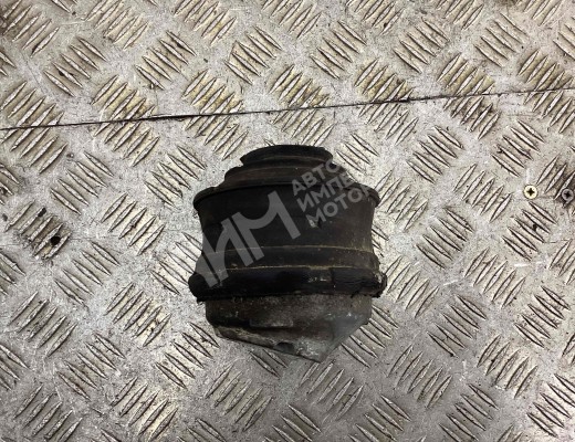 Подушка крепления двигателя Mercedes C (W203) 2000-2004  Mercedes C C (W203) 2000-2004