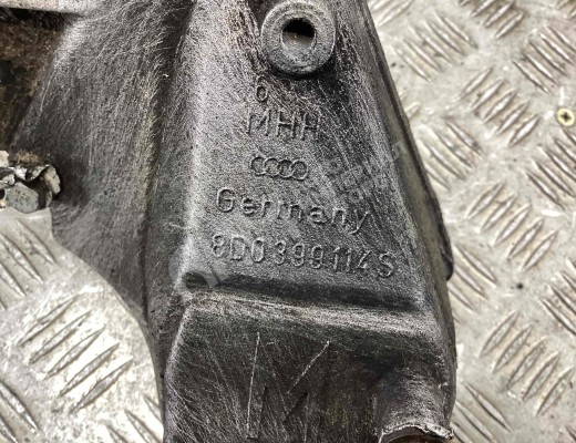 Кронштейн КПП Volkswagen Passat B5 (3B) 1996-2000  Volkswagen Passat Passat B5 (3B) 1996-2000